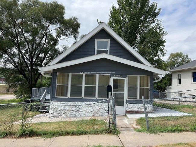 property at 6006 S 20th Ave