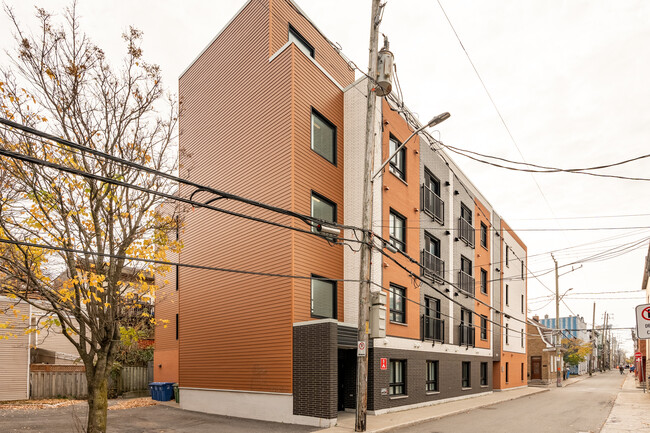 603 De La Salle Rue in Québec, QC - Building Photo - Building Photo