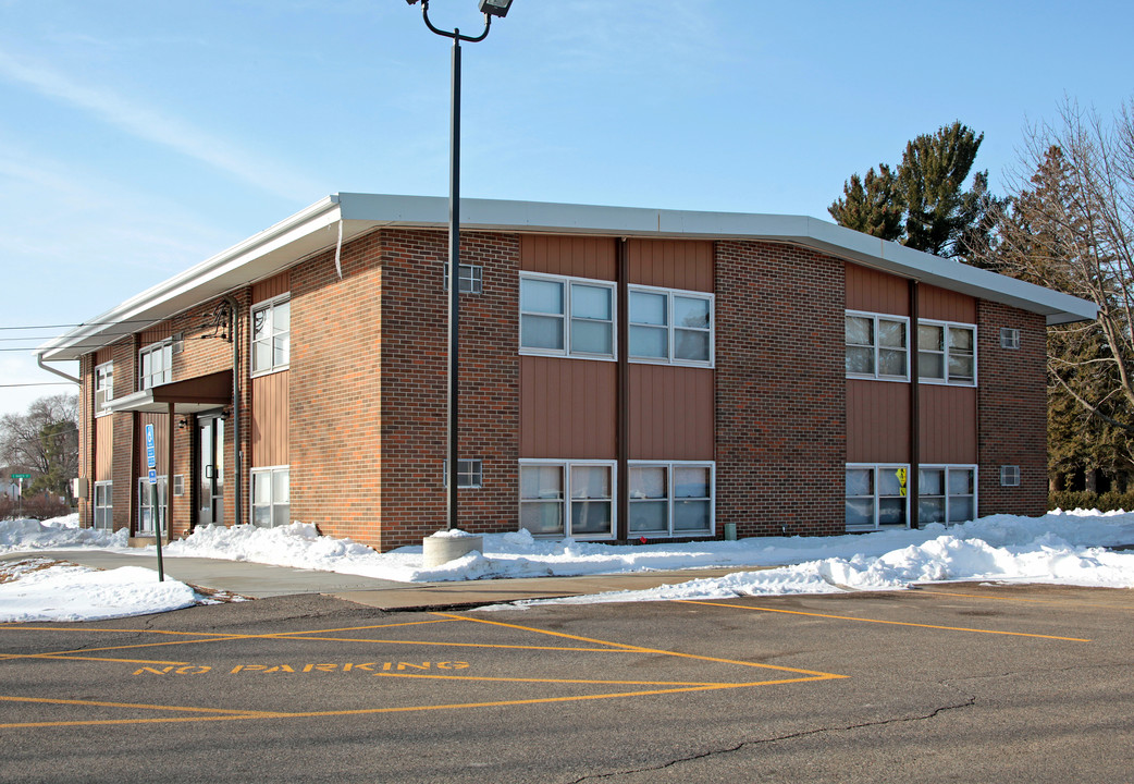 College Avenue Apartments in St. Joseph, MN - Building Photo