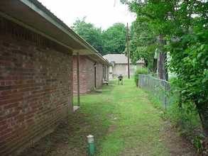 1724 Hubbard St in Paris, TX - Building Photo - Other