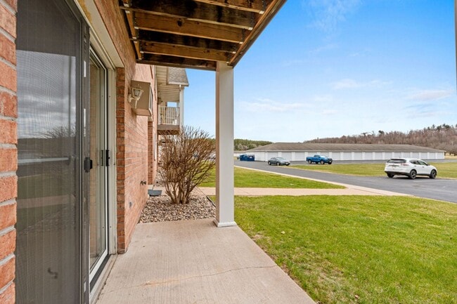 Orchard Estates Apartments in Waupaca, WI - Building Photo - Building Photo