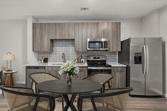 Atlantic Springs in Raleigh, NC - Foto de edificio - Building Photo