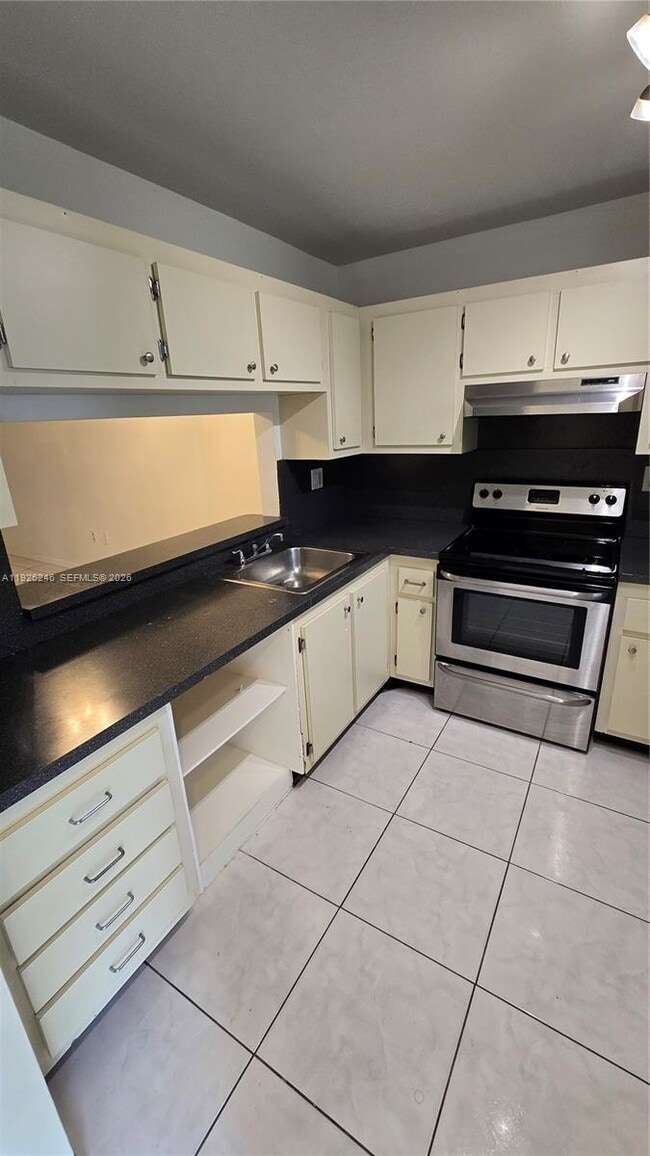 property at 13952 NE 4th Ave