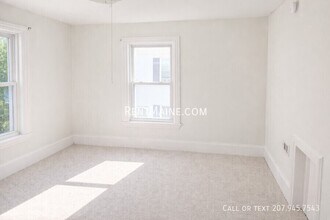 92 Fling St in Brewer, ME - Building Photo - Building Photo