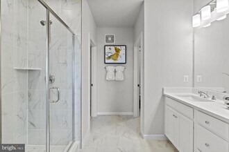 1110 Dabney Dr in Manassas Park, VA - Building Photo - Building Photo