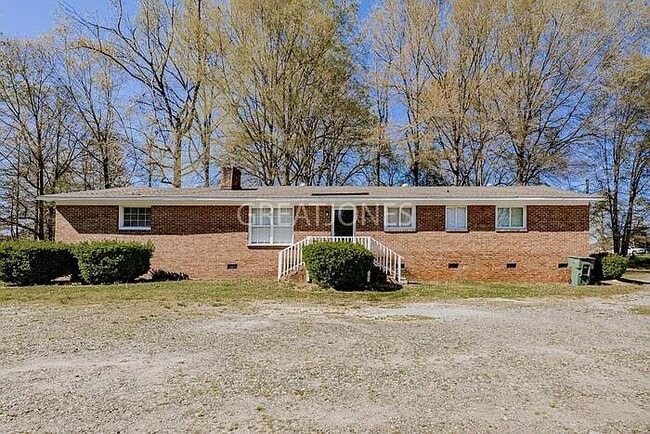 305#305 South Myrtle School Road, 28052; #703128 - 703128 in Gastonia, NC - Building Photo - Building Photo