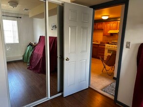 1958 44th Ave, Unit 44thXOrtega in San Francisco, CA - Foto de edificio - Building Photo