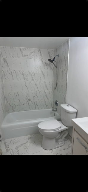 115 Marengo Ave, Unit 505 in Forest Park, IL - Foto de edificio - Building Photo