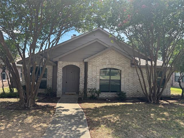 property at 2321 Cuesta Ln