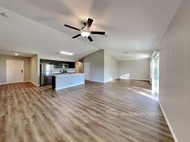 25483 Doredo Dr in Punta Gorda, FL - Building Photo - Building Photo