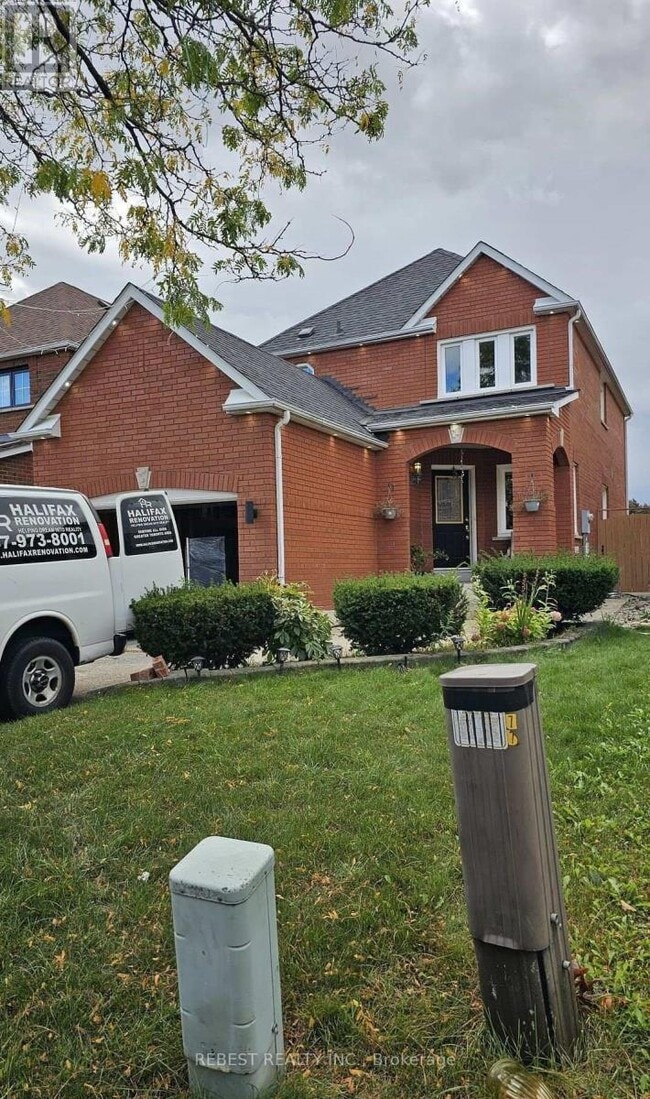 8 Treepark St in Brampton, ON - Building Photo - Building Photo