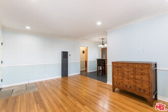 921 N Spaulding Ave in West Hollywood, CA - Building Photo - Building Photo