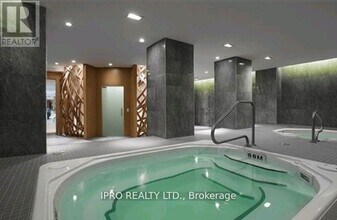 120-120 Harrison Garden Blvd in Toronto, ON - Building Photo - Building Photo