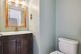 9218 Viaggio Way in Highlands Ranch, CO - Building Photo - Building Photo