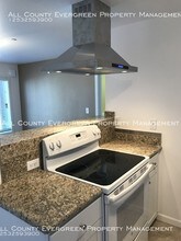 323 S 30th St-Unit -A in Tacoma, WA - Building Photo - Building Photo