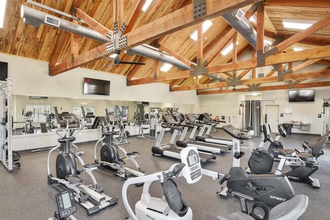 Icon Apartments in Killeen, TX - Foto de edificio - Building Photo
