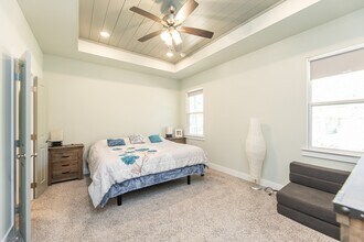9 Drywood Ln in Huntsville, TX - Foto de edificio - Building Photo