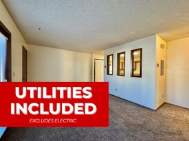 332 Terri Dr in Loveland, CO - Building Photo