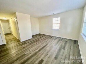 416 E 19th St in Charlotte, NC - Building Photo - Building Photo