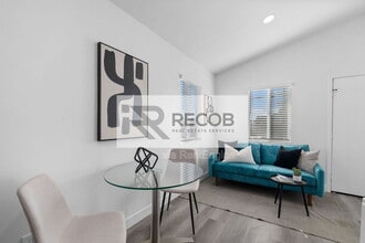 1638 Elm Ave in San Diego, CA - Building Photo - Building Photo