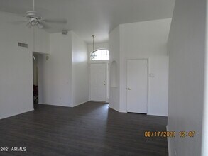 4516 W Behrend Dr in Glendale, AZ - Building Photo - Building Photo