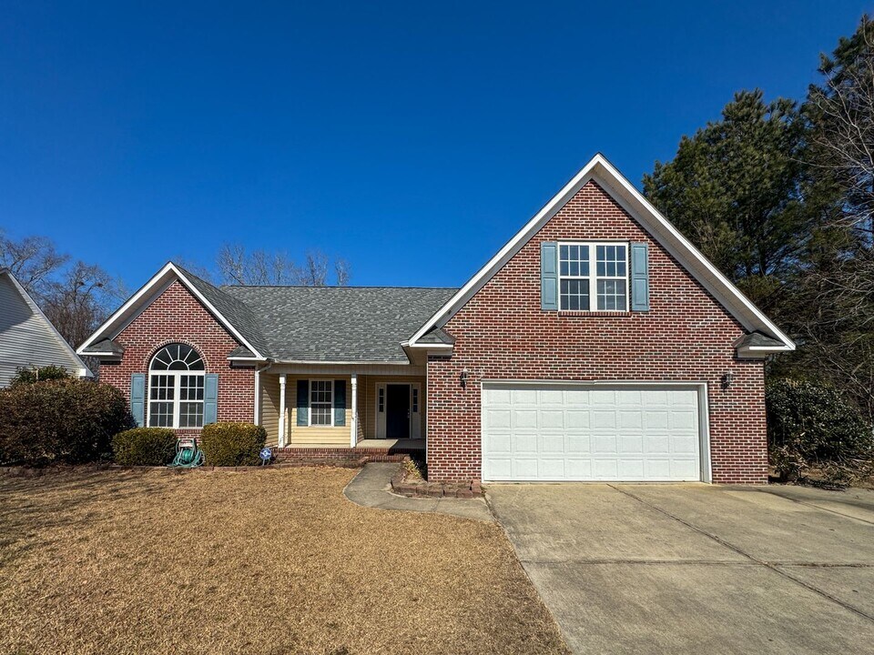 225 River Birch Ln in Raeford, NC - Building Photo