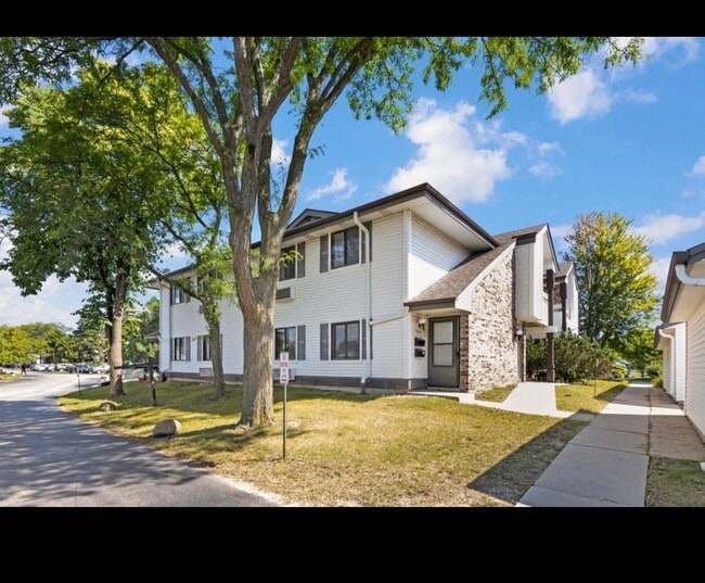 property at 10818 W Donna Dr