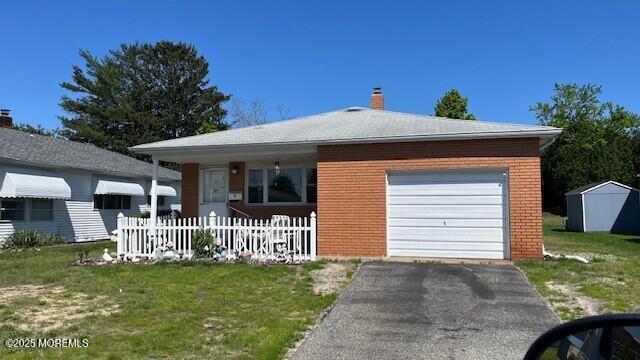 9 Harrington Dr S in Toms River, NJ - Building Photo