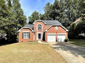 7707 Harrington Woods Rd in Charlotte, NC - Building Photo