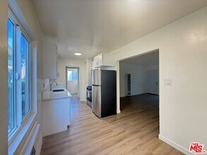 1314 10th St in Santa Monica, CA - Building Photo - Building Photo