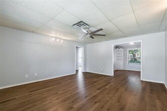 2104 W Lotus Ave in Fort Worth, TX - Building Photo - Building Photo