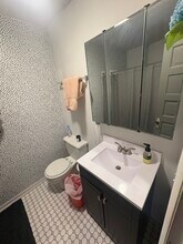 3720 N Sheffield Ave in Chicago, IL - Building Photo - Building Photo