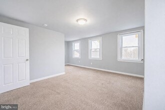 211 Front St in fieldsboro, NJ - Building Photo - Building Photo