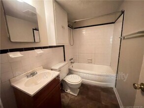 824 Ridge Rd in Fayetteville, NC - Foto de edificio - Building Photo