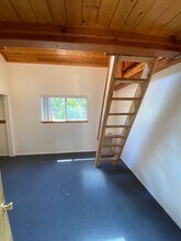 6564 Del Playa Dr in Goleta, CA - Building Photo - Building Photo