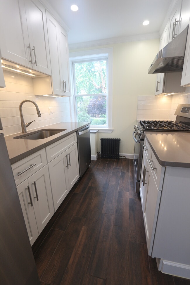 property at 4412 Barnett Ave