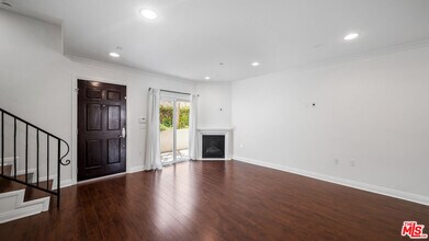 1529 S Beverly Dr in Los Angeles, CA - Building Photo - Building Photo