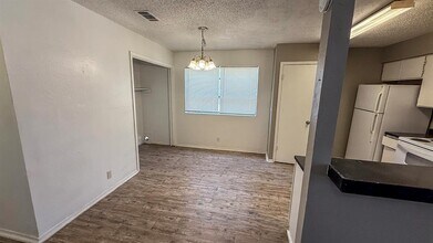 501 Hardin Ct in Austin, TX - Building Photo - Building Photo