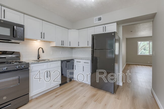 property at 4715 Davenport St
