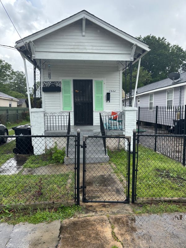 2844 Hiawatha St in New Orleans, LA - Foto de edificio - Building Photo