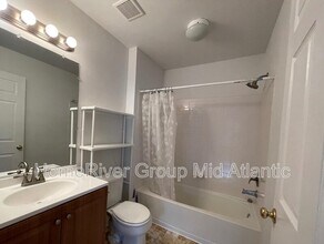 8323 Green Heron Way in Lorton, VA - Building Photo - Building Photo