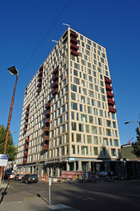 937 NW Glisan St in Portland, OR - Foto de edificio - Building Photo