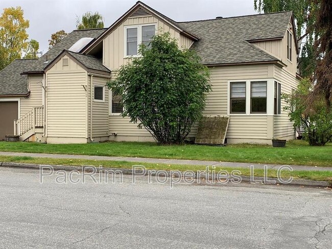 1303 H St in Anchorage, AK - Building Photo - Building Photo