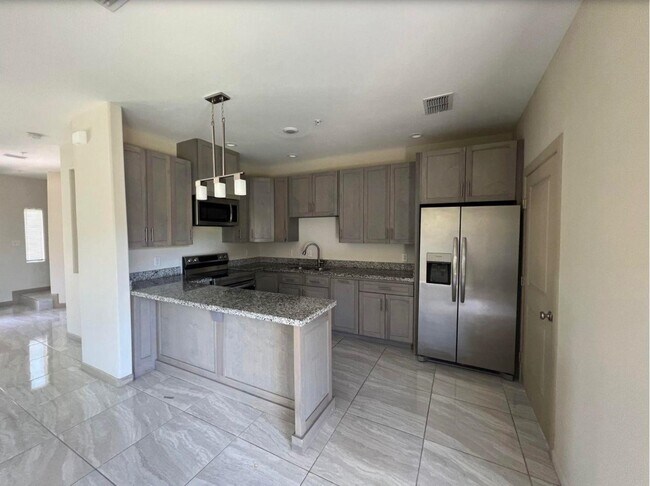 4101 Blue Quail Rd in Laredo, TX - Building Photo - Building Photo