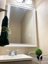 6834 Driftwood St in Houston, TX - Building Photo - Building Photo