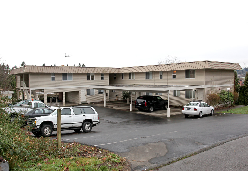 THE HEIGHTS in Redmond, WA - Building Photo