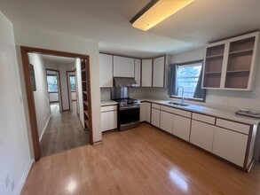 10 Park St in Woodacre, CA - Building Photo - Building Photo