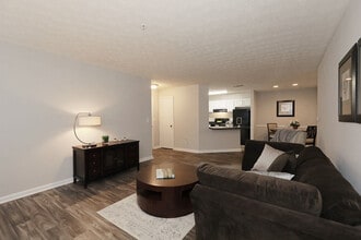 Lealand Place in Lawrenceville, GA - Foto de edificio - Building Photo