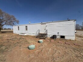 7008 N C R 1500 in Shallowater, TX - Building Photo
