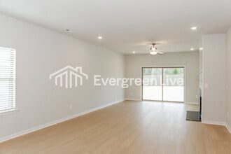 14673 Mountain Strm Dr in Athens, AL - Building Photo - Building Photo